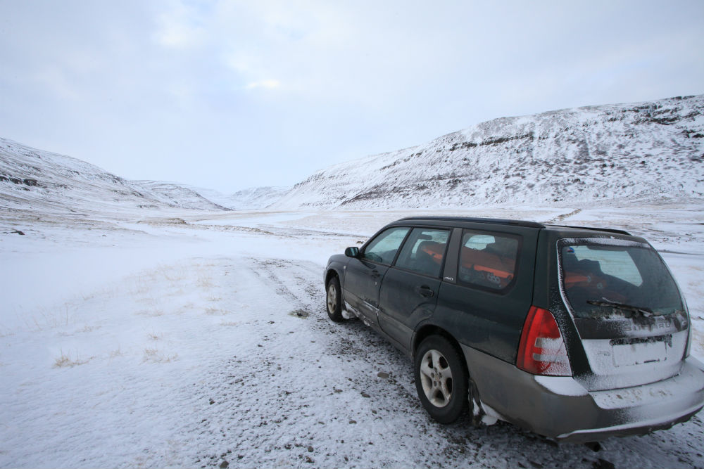 Iceland snow driving