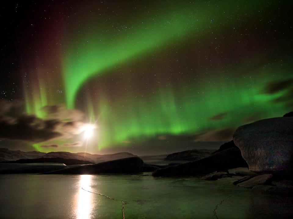 best time to visit iceland northern lights