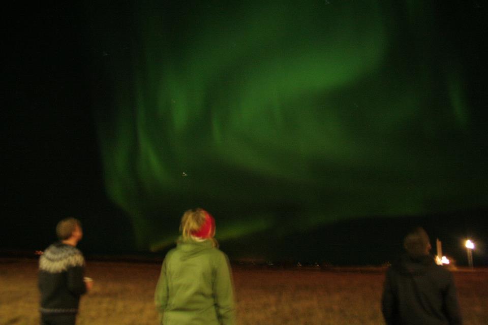 hunting_the_northern_lights_in_iceland_wow