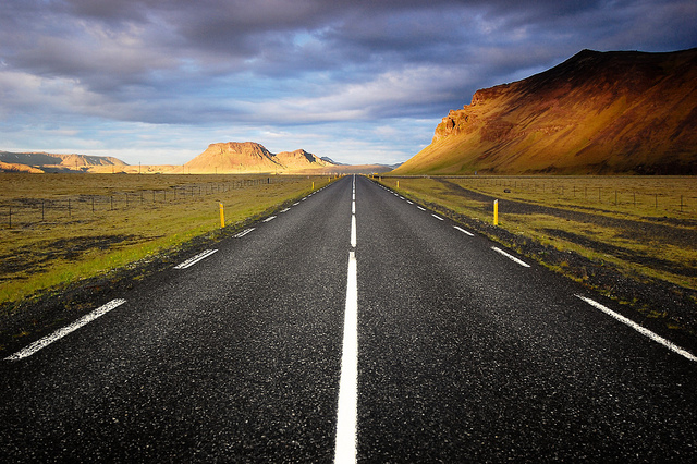 driving_the_ring_road_in_iceland_the_south_coast_road