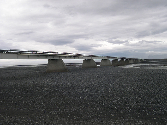 driving_the_ring_road_in_iceland_the_south_coast_bridge_over_black_sand